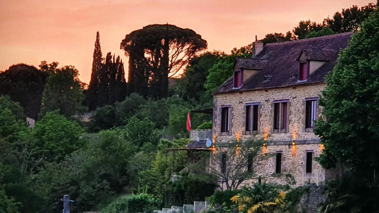 Les Hauts De Domme - Chambres D'Hotes Экстерьер фото